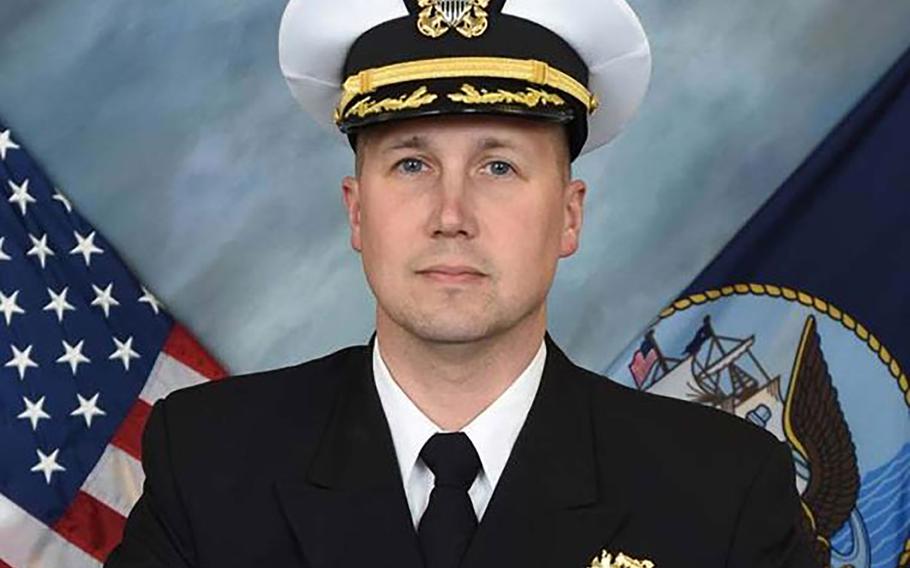 Cmdr. Steven Everhart