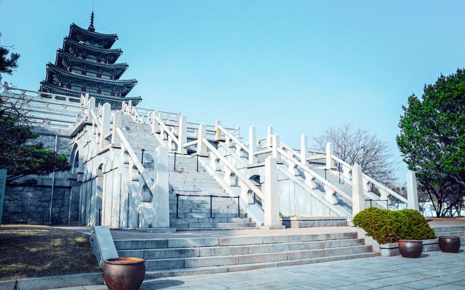 The National Folk Museum of Korea at Gyeongbokgung Palace in Seoul, South Korea. 