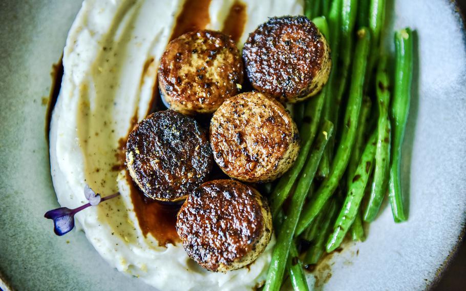 The spring season menu at Petiole highlighted compressed tofu, as seared scallops. The dish also has cauliflower and bean puree, served with green beans and drizzled with a soy chili dressing.