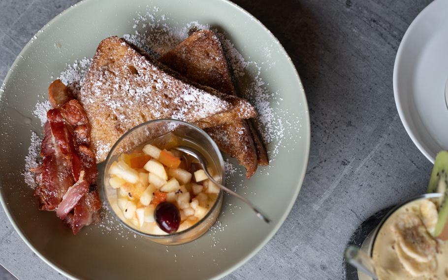 Sweet French toast at Ennie’s restaurant in Homburg