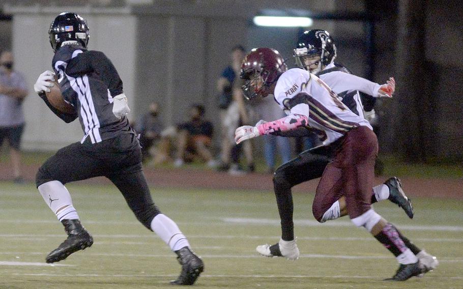 Zama receiver Keshawn McNeill leaves defenders in his wake en route to an 84-yard  touchdown catch.