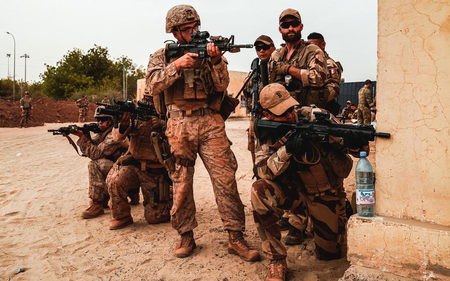 U.S. Marines and French soldiers train in Timbuktu, Mali, April 16, 2021. A French soldier was killed and a U.S. military member supporting the counterterrorism mission in Mali was injured in an attack on Jan. 22, 2022. 