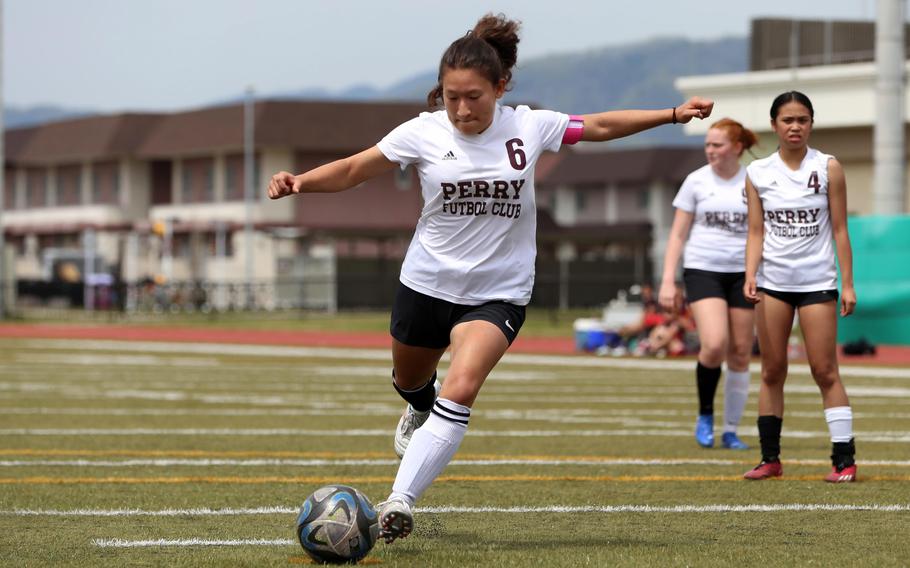 Sasha Malone gets set to kick.