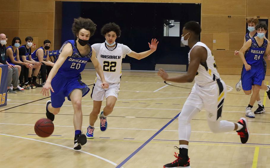 Brussels' Liam Gibbons dribbles the ball during a game against Ansbach at Ansbach, Germany on Friday, Feb. 4, 2022.