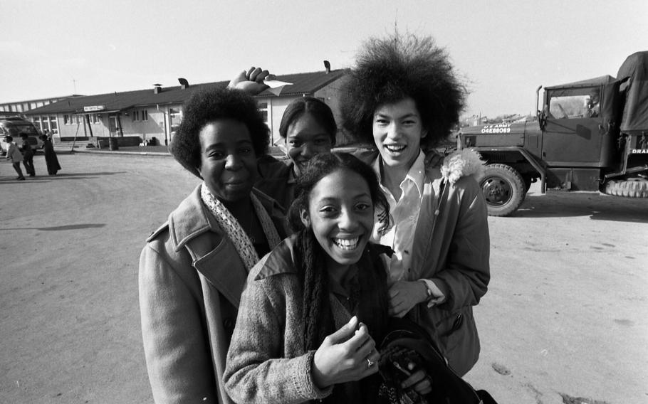 A group of unidentified high school students pose in front of  Ludwigsburg High School, Feb. 16, 1973.