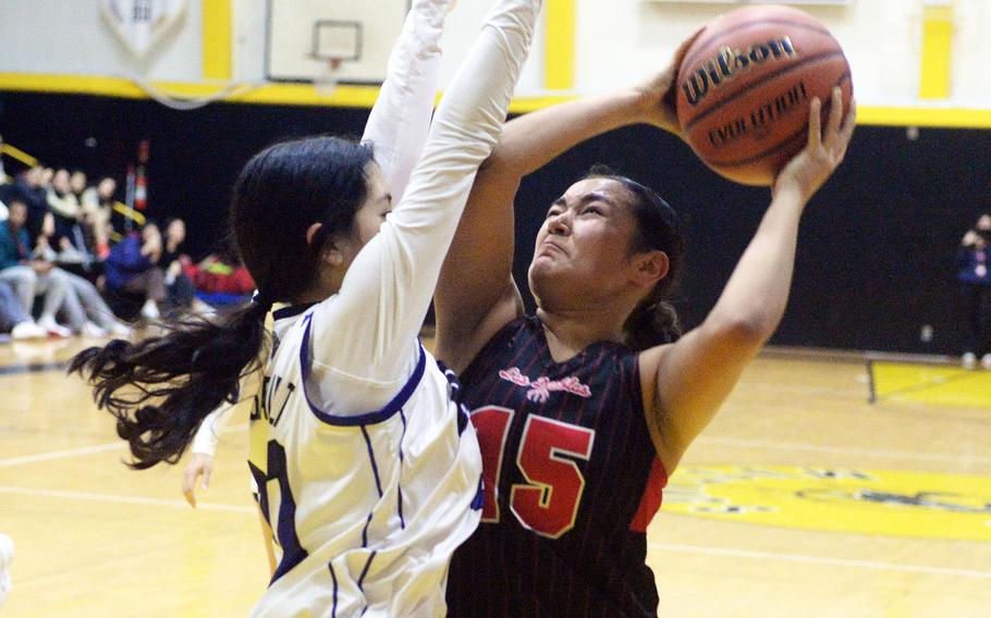 Leona Turner and Nile C. Kinnick hope to make it two straight Far East D-I tournament titles and six in school history.