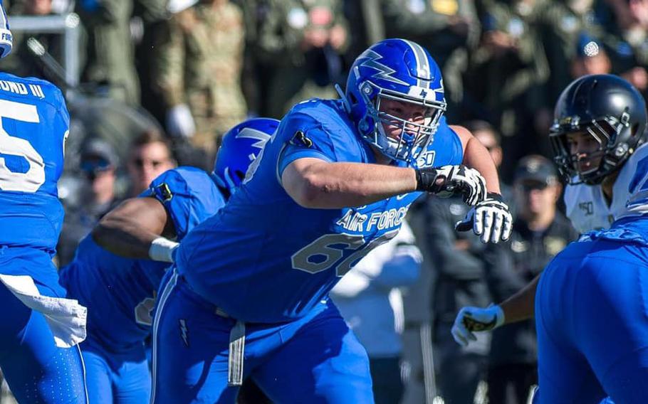 Nolan Laufenberg, a business management major and All-Mountain West guard at Air Force Academy, signed to the Washington Football Team’s practice squad in late September, ending his brief free agency.