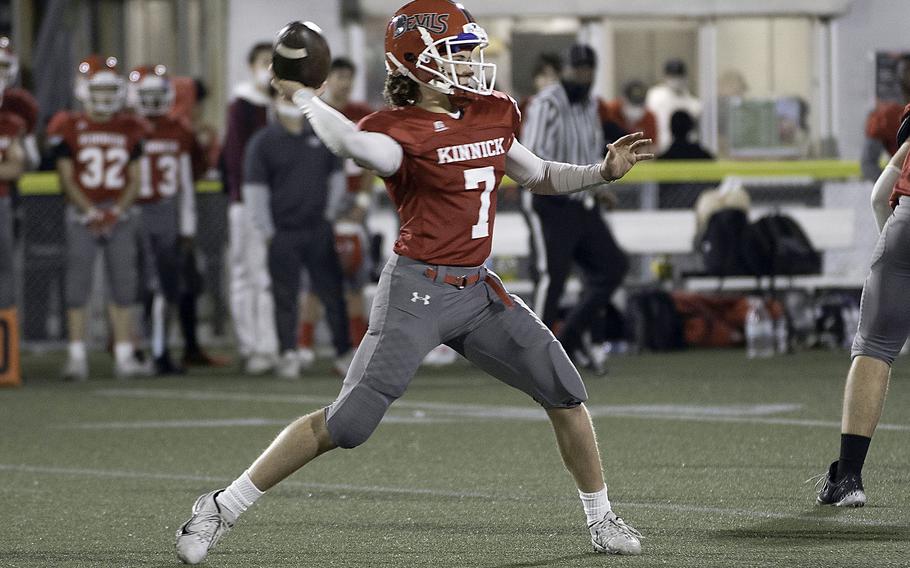 Kinnick senior quarterback Zeke DeLaughter went 8-for-11 for 193 yards and three touchdowns.