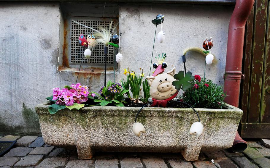 The narrow lanes of Buedingen, Germany’s old town quarter are often colorfully decorated. 