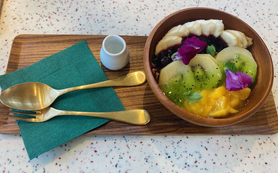 The acai bowl at Flowers Bake & Ice Cream is worth a try.