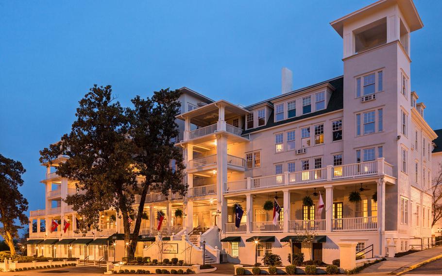 The Partridge Inn is one of Augusta’s most historic buildings. Though it has served as a hotel for more than a hundred years, it was first built in 1836 as a private home. 