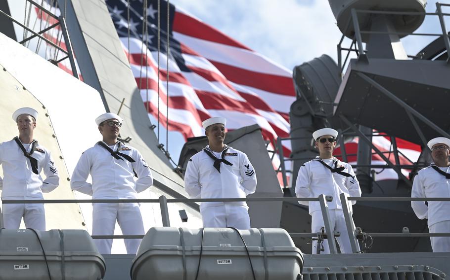 Sailors man the rails of Arleigh-Burke class guided-missile destroyer USS Carney (DDG 64) as it ends a more than seven-month deployment and returns to homeport Naval Station Mayport. 