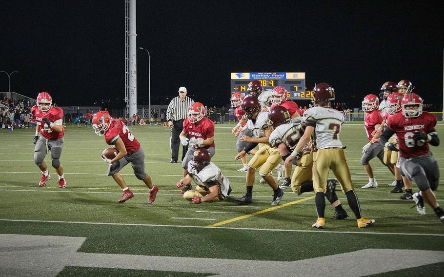 Nile C. Kinnick's Branden Euceda scores a touchdown during a game against Matthew C. Perry on Friday, Sept. 17, 2021.