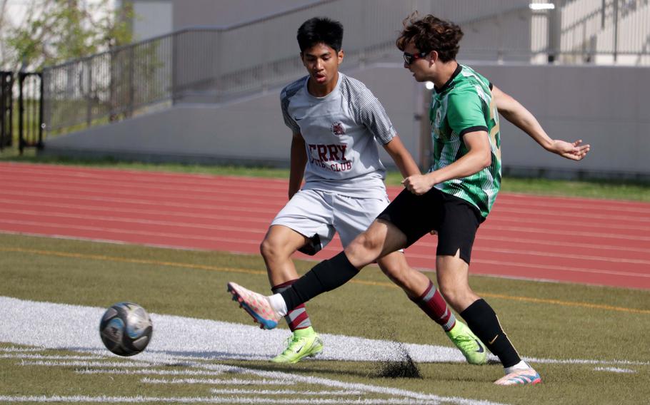 Jayden Villatoro kicks the ball.