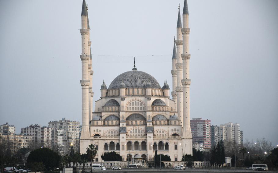 The Justinianus Bridge in Adana offers a view of the Sabanci Merkez Mosque, which is one of the largest mosques in Turkey and can host thousands of worshippers.