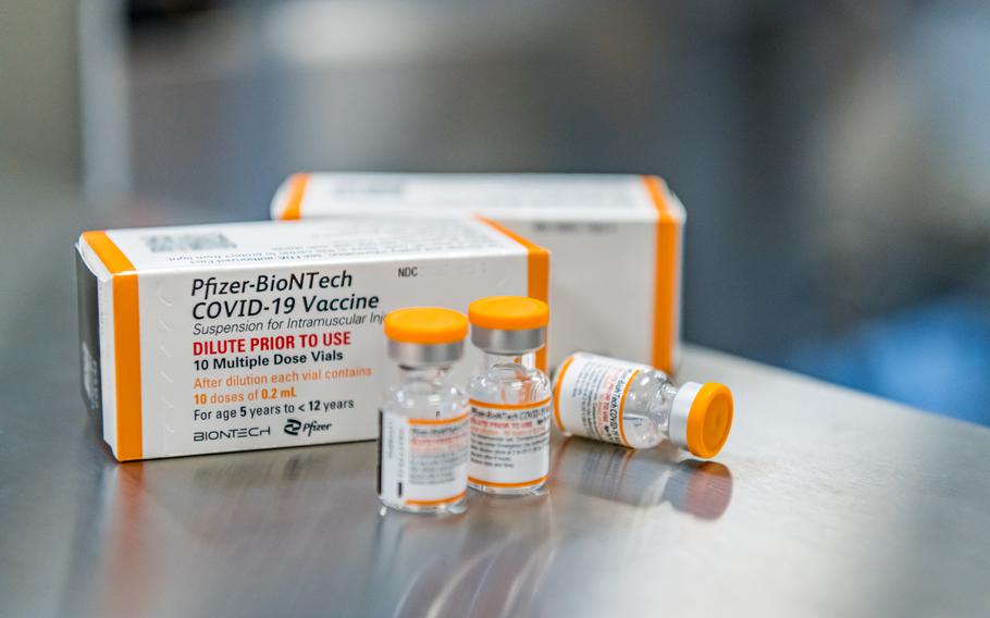 The U.S. moved a step closer to expanding vaccinations for millions more children as a panel of government advisers on Tuesday, Oct. 26, endorsed kid-size doses of Pfizer’s shots for 5- to 11-year-olds. 