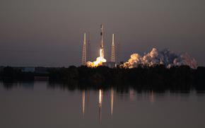 A SpaceX Falcon 9 rocket carrying the GPS III SV06 satellite lifts off from Cape Canaveral Space Force Station, Fla., on Jan. 18, 2023. The Defense Department is struggling to bill commercial space companies for launches from government facilities and may be losing out on millions of dollars as a result, according to a recent report by the Government Accountability Office. 