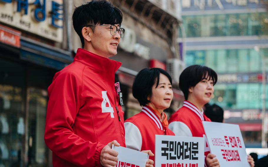 North Korean defector Park Choong-kwon, left, participates in an election campaign in Seoul for the People Future Party (PFP), a satellite party of South Korea’s ruling People Power Party (PPP). He was selected second on the list of candidates for proportional representation, which makes him virtually elected.