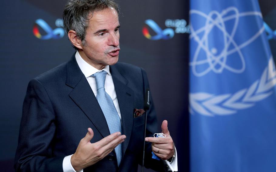 A man speaking to the U.N.