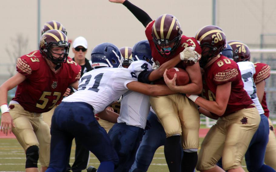 Converted lineman Maddix Larue rushed for 75 yards and a touchdown and recorded seven tackles on defense.