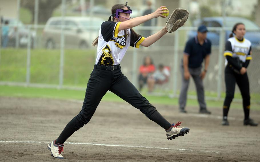 Kadena right-hander Julia Hunt got the win in Saturday's second game against Yokota.