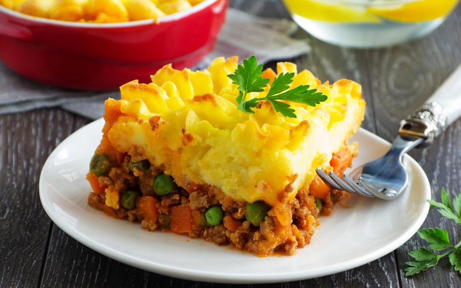 Americans in England on Thanksgiving might want to indulge in a hearty serving of shepherd’s pie (with lamb) or cottage pie (with beef) to celebrate the holiday.            