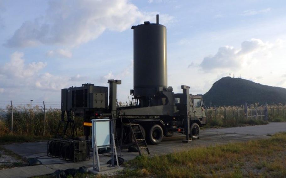 About 20 members of the Japan Air Self-Defense Force's 53rd Guard Team accompanied a TPS-102 radar unit to Yonaguni Island on Friday, April 1, 2022. 