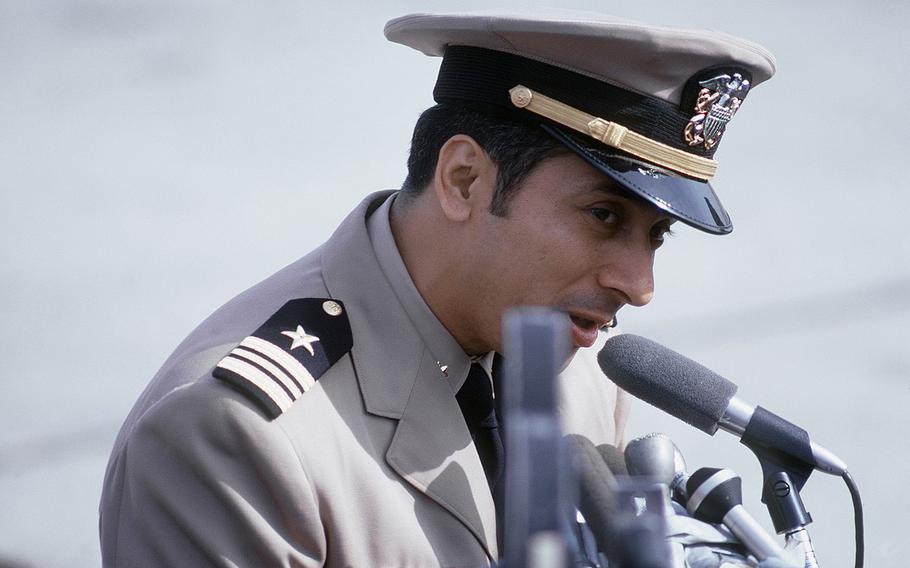 Navy pilot Everett Alvarez Jr. speaks to reporters at Travis Air Force Base, Calif., in February 1973 after his return from Vietnam.
