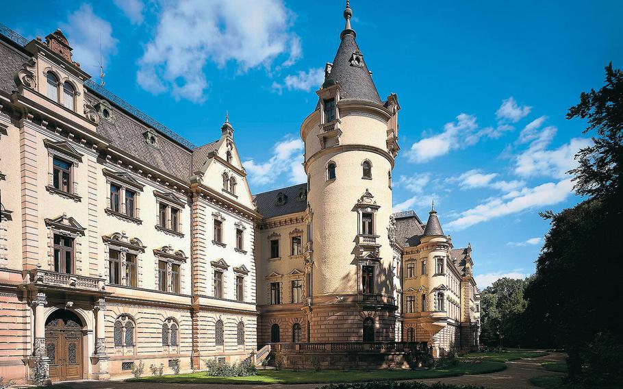 Tours of the Thurn und Taxis museum are available daily every 90 minutes. Visitors have an opportunity to view historical state rooms and learn how the family, a key player in the postal services of Europe for many centuries, affected the way information was spread.