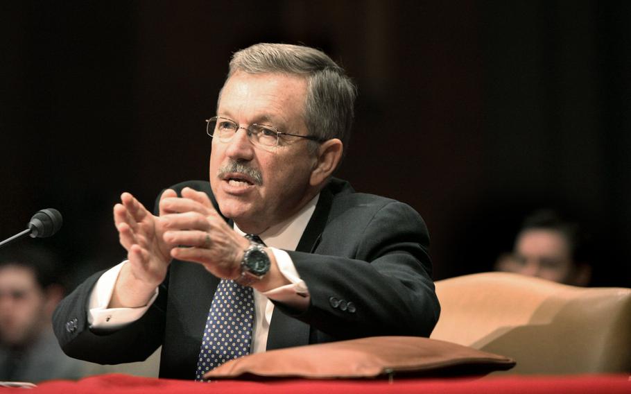 David Kay testifies before the Senate Armed Services Committee in 2004.