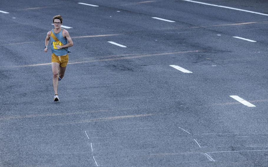 Eventual winner Luke Peterson is all alone with about 2 miles to go in the Army 10-Miler on Sunday, Oct. 9, 2022.