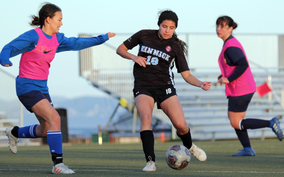 Julia Blackswell prepares to pass.