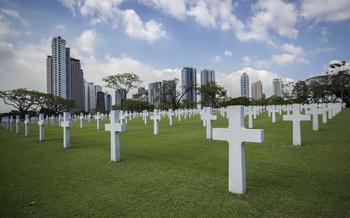 Фотография американского кладбища в Маниле в Маниле, Филиппины, 2015 год. 