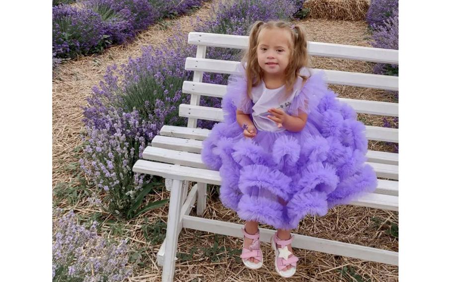 Elizaveta Dmytrieva in a lavender field. 