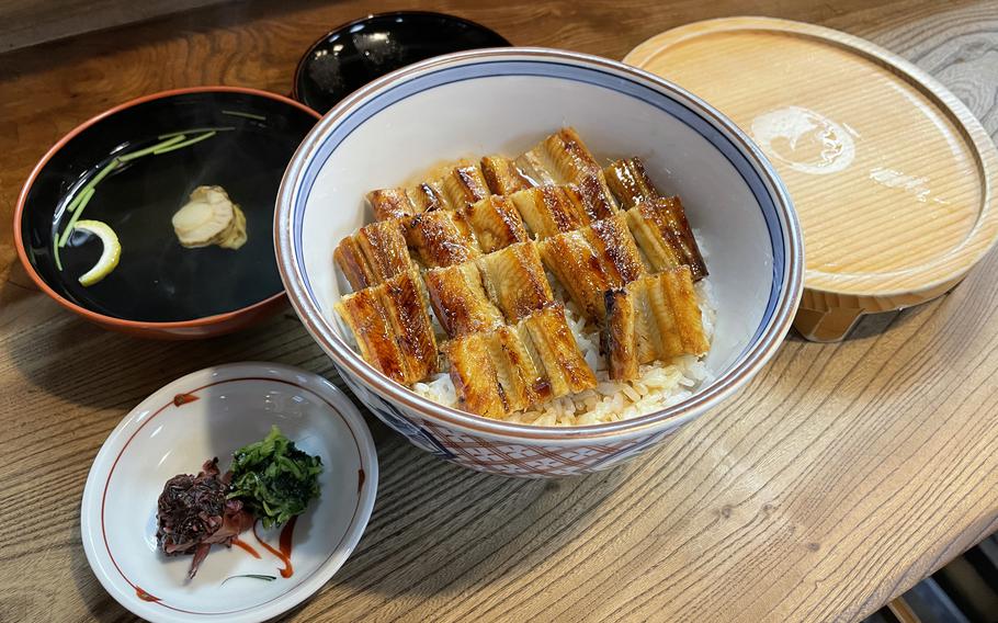 Fujitaya near Hiroshima, Japan, serves only one set meal, anago-meshi, which is conger eel on a bed of rice with three small side dishes. 