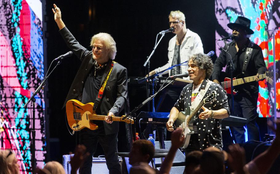 Daryl Hall, left, shown touring with musical partner John Oates in 2021, will have a concert in London July 9. 