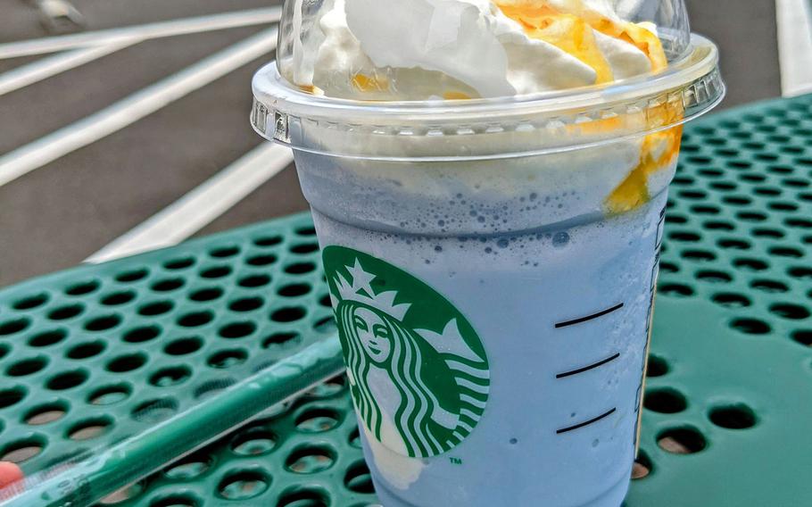 The Kanagawa Summer Blue Cream Frappuccino from Starbucks in Japan represents the Pacific Ocean and the region’s many trading ports. 