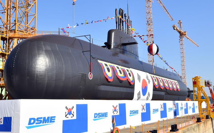 The South Korean submarine ROKS Ahn Mu is unveiled on Geojedo Island, South Korea, Nov. 10, 2020. 
