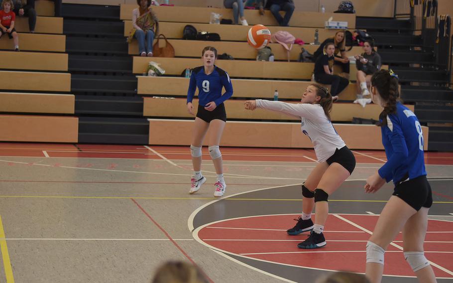 Brussels’ Tessa Wedekind controls an incoming serve in a match on Thursday, Oct. 27, 2022.