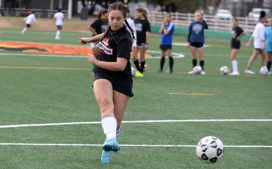 Senior Maliwan Schinker is hopeful of exiting her high school years with a repeat title in Far East Division II girls soccer.