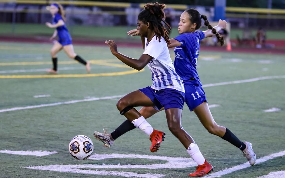 NyKale Penn, chasing the ball alongside Notre Dame's Cailey Atoigue, got the Panthers on the board first with a goal in the 35th minute.