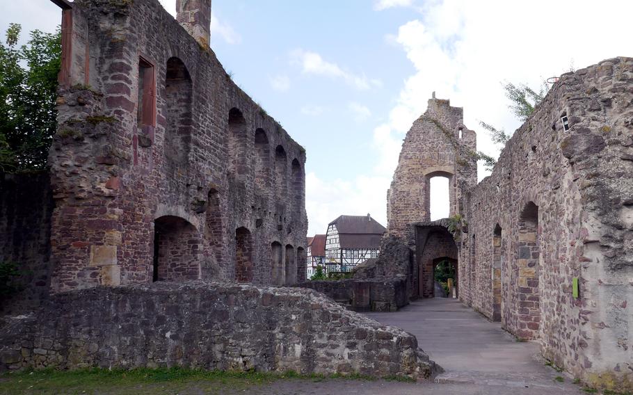 The ruins of the Palas, the living quarters of Burg Hayn, looking out towards the town of Dreieichenhain, with its half-timbered houses.