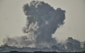 Smoke rises to the sky following an Israeli strike in the Gaza Strip as seen from southern Israel, Wednesday, June 11, 2025. (AP Photo/Ariel Schalit)