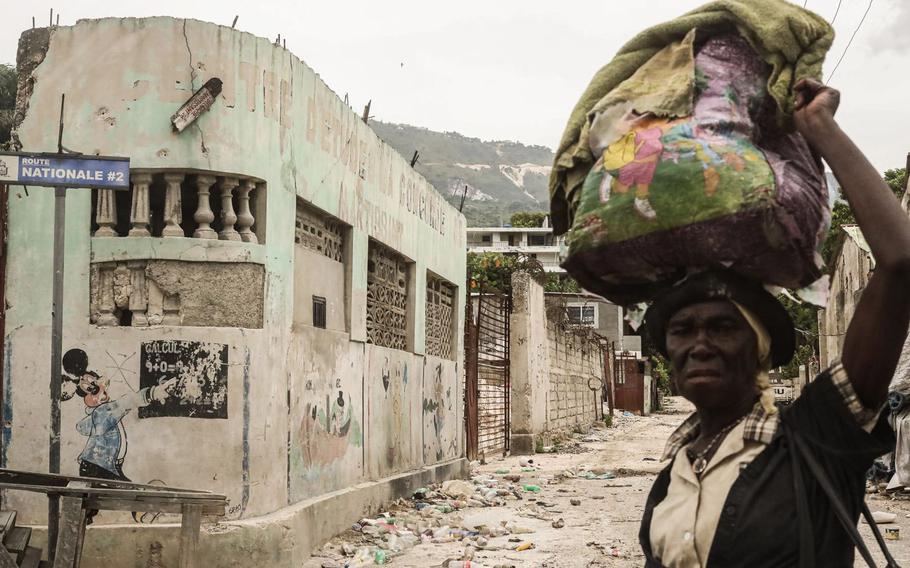 ​​​A street littered with trash in the Martissant neighborhood, south of Port-au-Prince. 