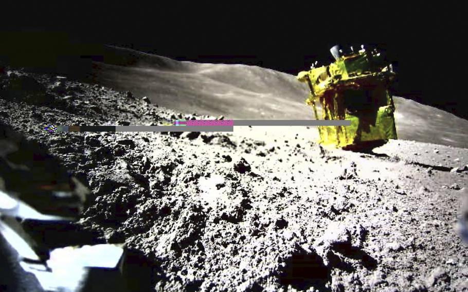La sonda lunar japonesa reanuda su trabajo después de que el sol incida en sus paneles solares