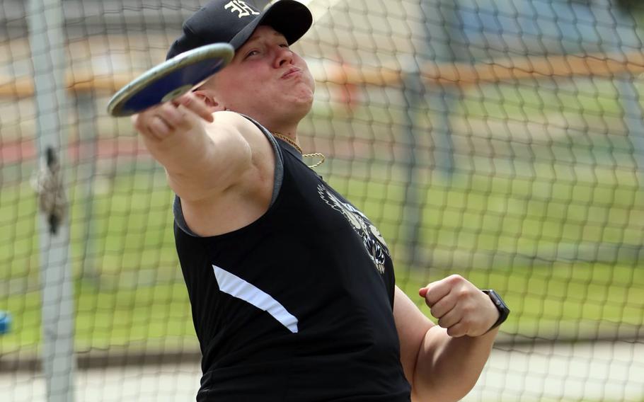 Humphreys junior Ethan Elliott swept the Division I and overall shot put and discus, but said he wasn't satisfied and that he can do better next year.