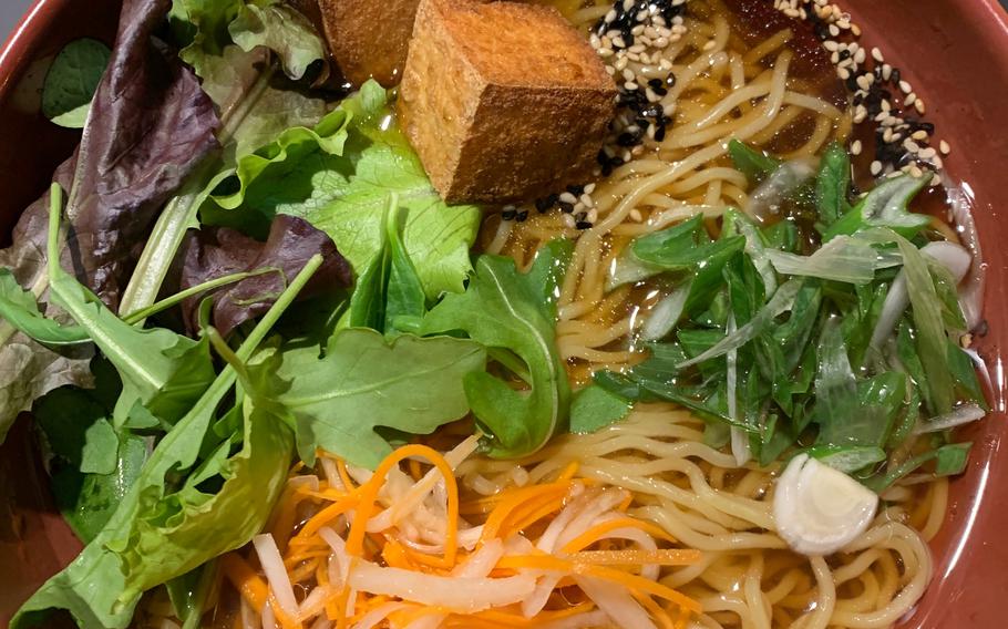 Staj Noodle Bar in Naples’ Vomero neighborhood features a variety of Asian fusion dishes. The popular restaurant has many vegan- and vegetarian-friendly dishes, including ramen with fried tofu.
