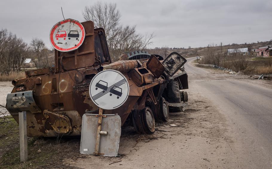 A destroyed Russian armored personnel carrier in Dudchany.