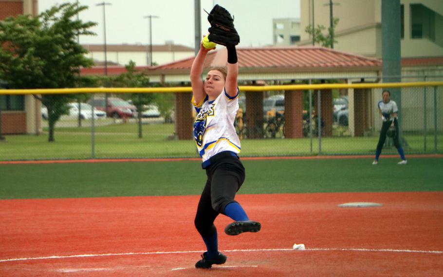 Yokota right-hander Zaylee Gubler kicks and delivers.