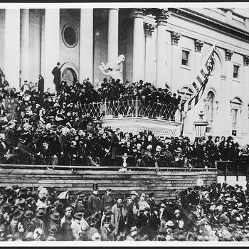 A photo captures Lincoln’s second inauguration at the Capitol.